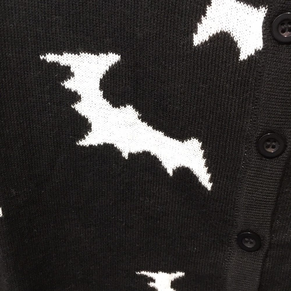 EINII sweater - Picture 3 of 8